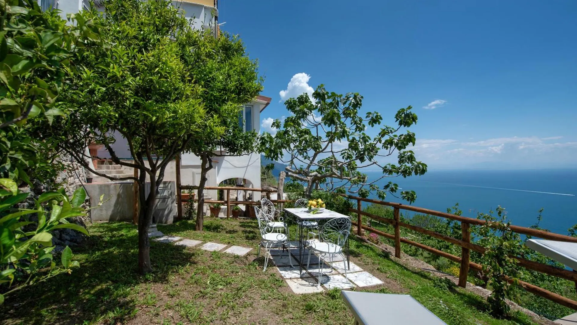 Holiday home Casa Deva Amalfi Coast, With Private Garden Overlooking The Sea